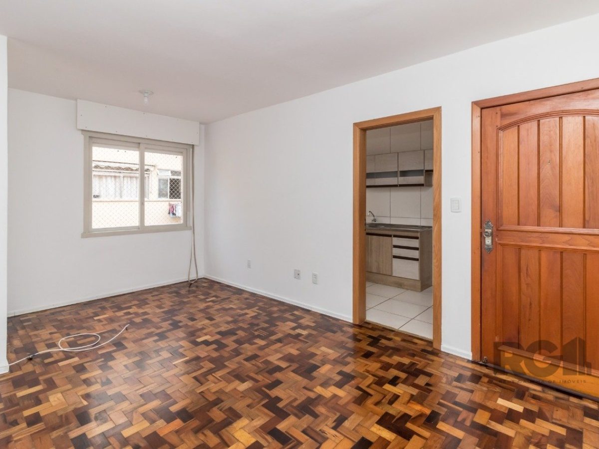 Apartamento à venda com 74m², 2 quartos, 1 vaga no bairro Passo d'Areia em Porto Alegre - Foto 1