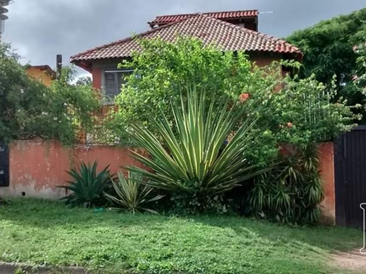 Casa à venda com 250m², 3 quartos no bairro Santa Tereza em Porto Alegre - Foto 1