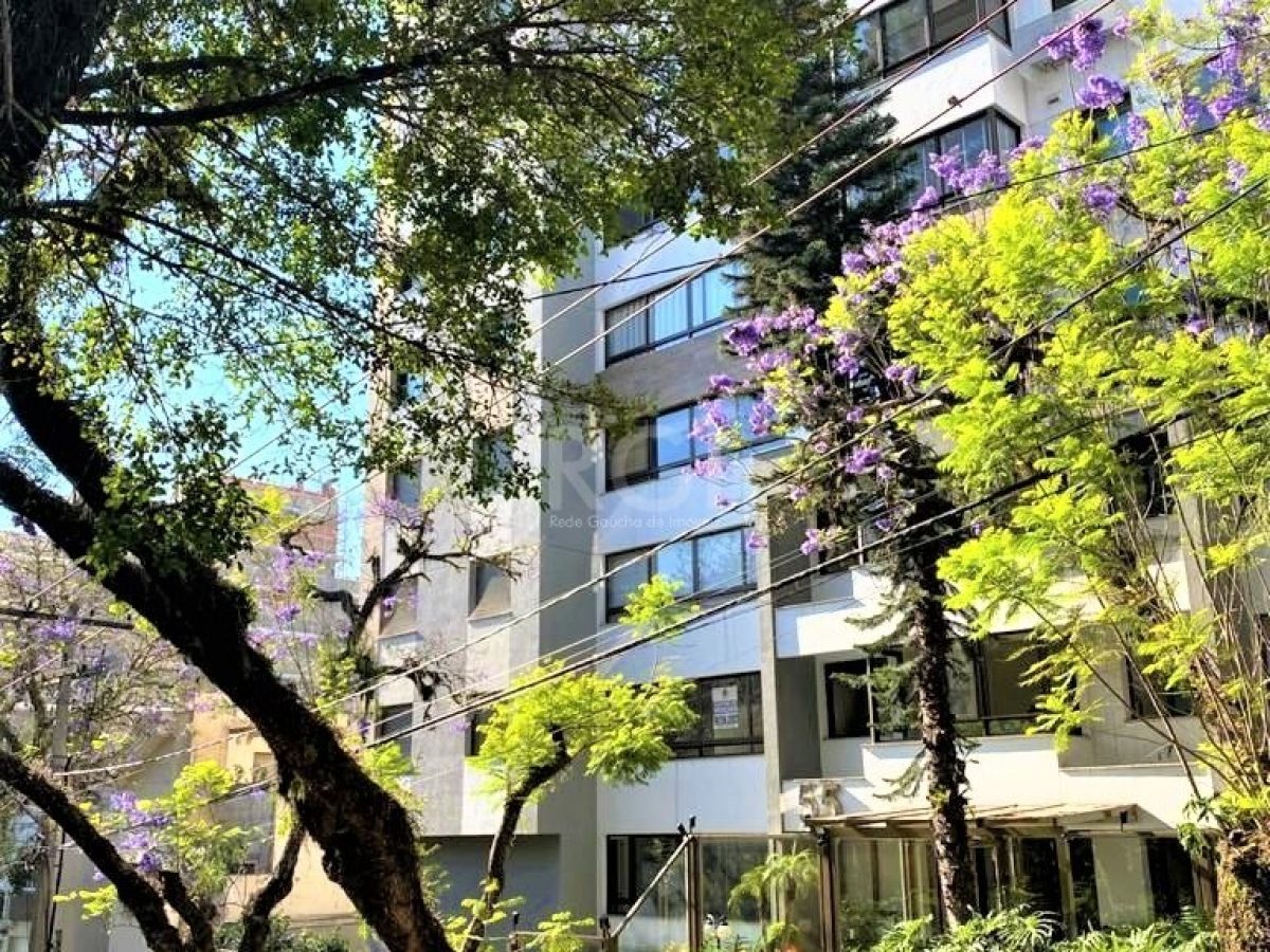 Apartamento à venda com 74m², 3 quartos, 1 suíte, 2 vagas no bairro Rio Branco em Porto Alegre - Foto 1