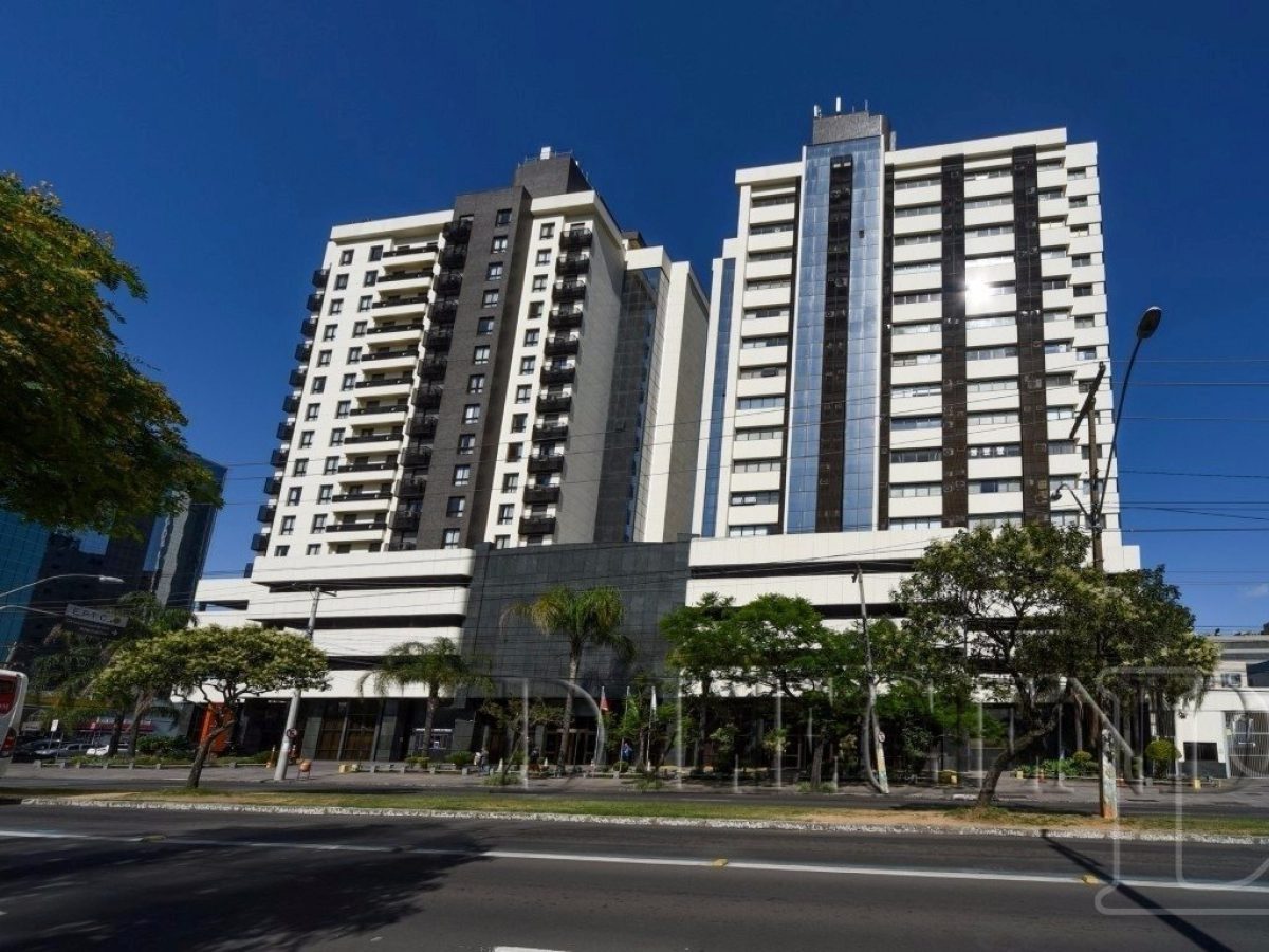 Conjunto/Sala à venda com 33m² no bairro Praia de Belas em Porto Alegre - Foto 1