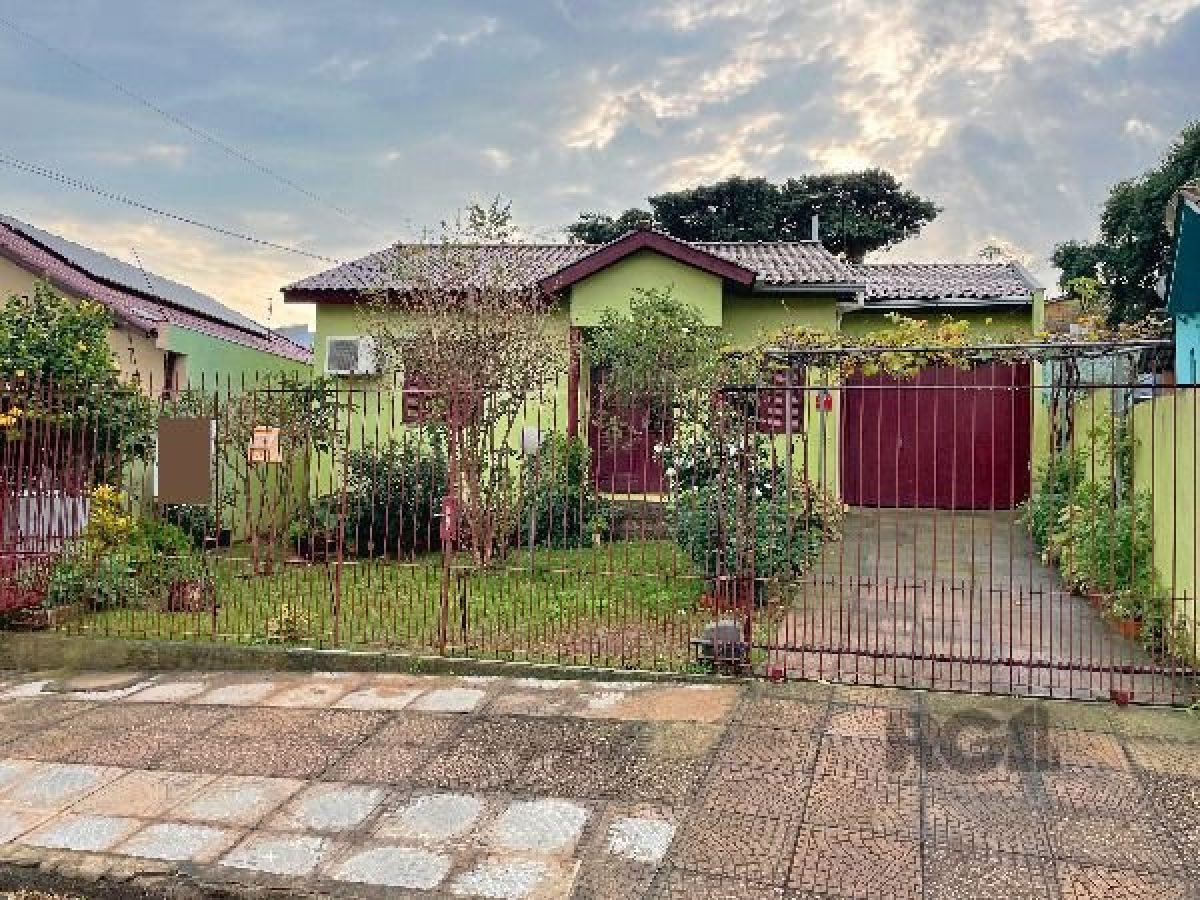 Casa à venda com 150m², 2 quartos, 2 vagas no bairro Ipanema em Porto Alegre - Foto 1