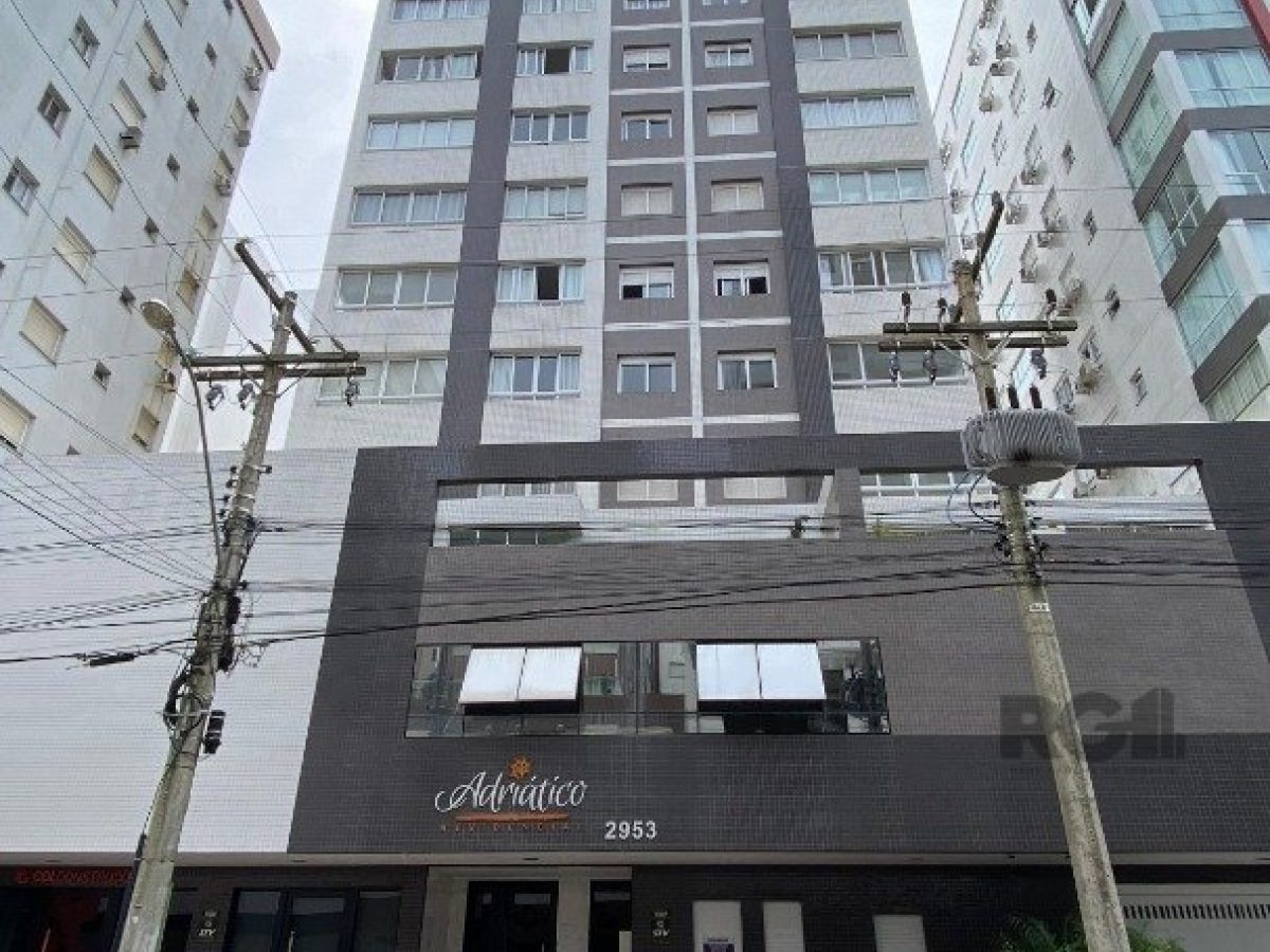 Apartamento à venda com 86m², 2 quartos, 1 suíte, 1 vaga no bairro Navegantes em Capão da Canoa - Foto 1