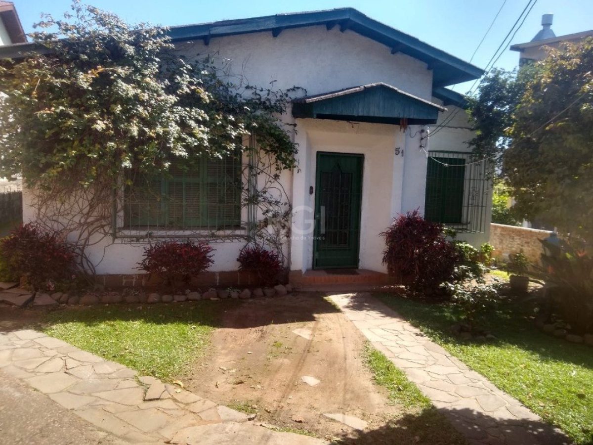 Casa à venda com 300m², 3 quartos no bairro Medianeira em Porto Alegre - Foto 1