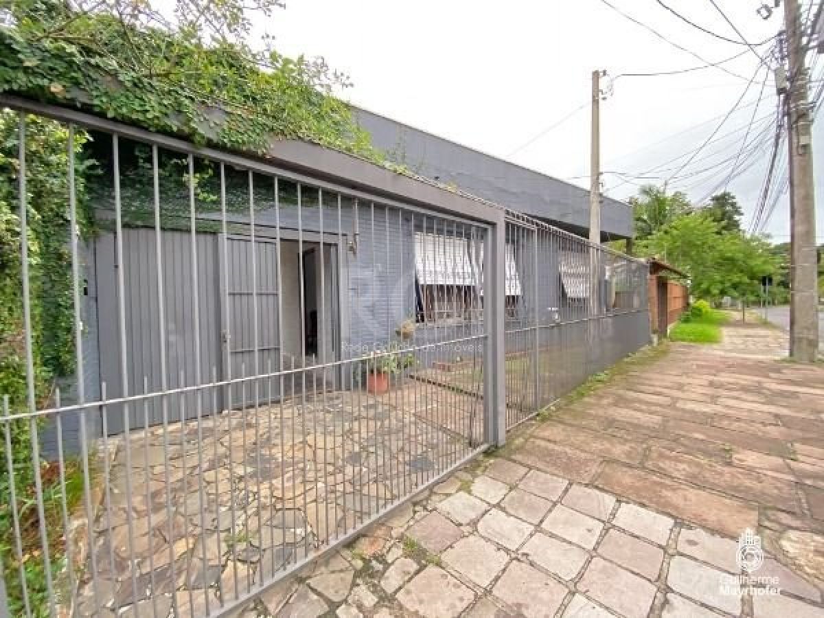 Casa à venda com 150m², 3 quartos, 1 vaga no bairro Ipanema em Porto Alegre - Foto 1