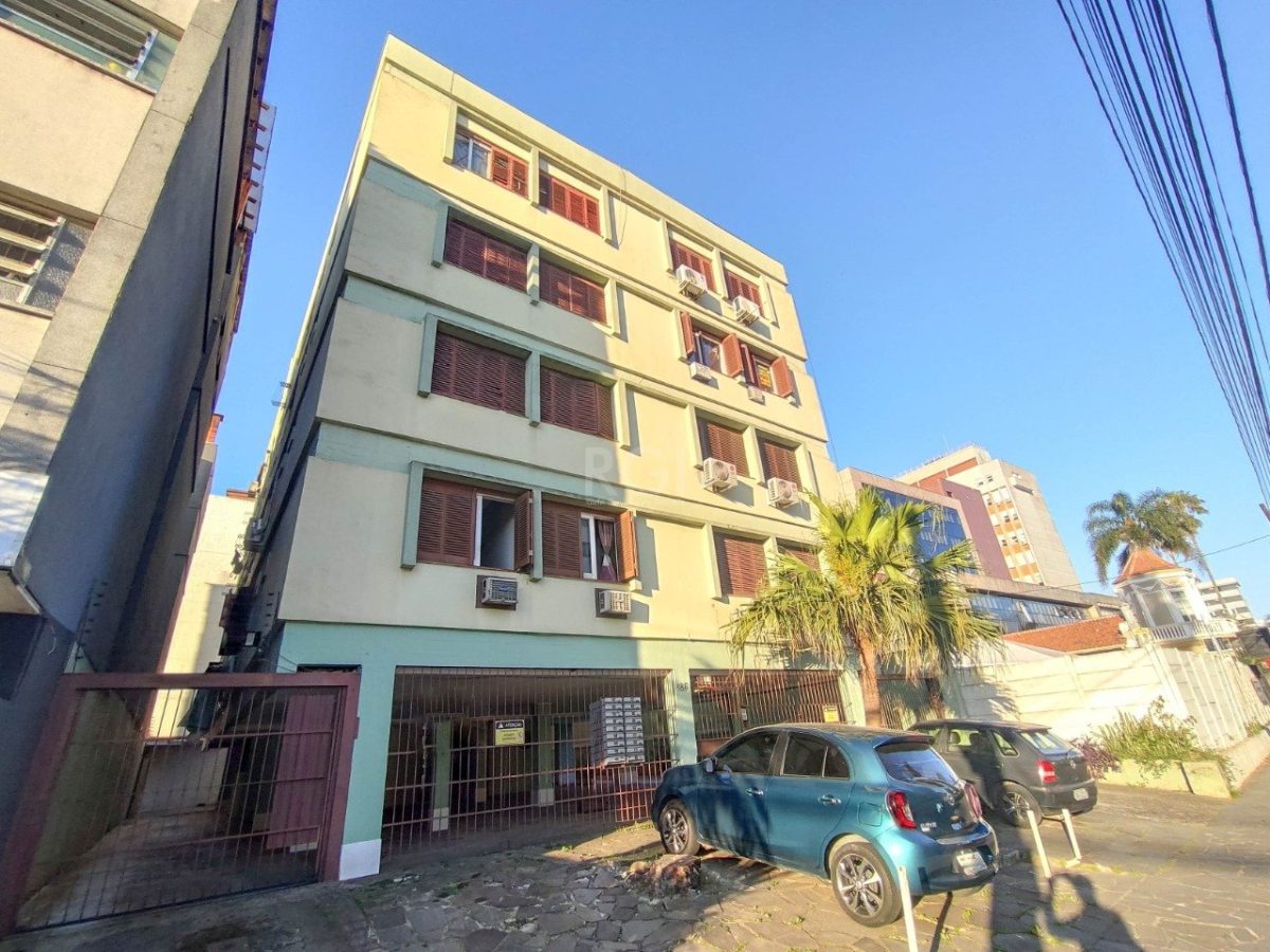 Apartamento à venda com 76m², 2 quartos, 1 vaga no bairro Menino Deus em Porto Alegre - Foto 1