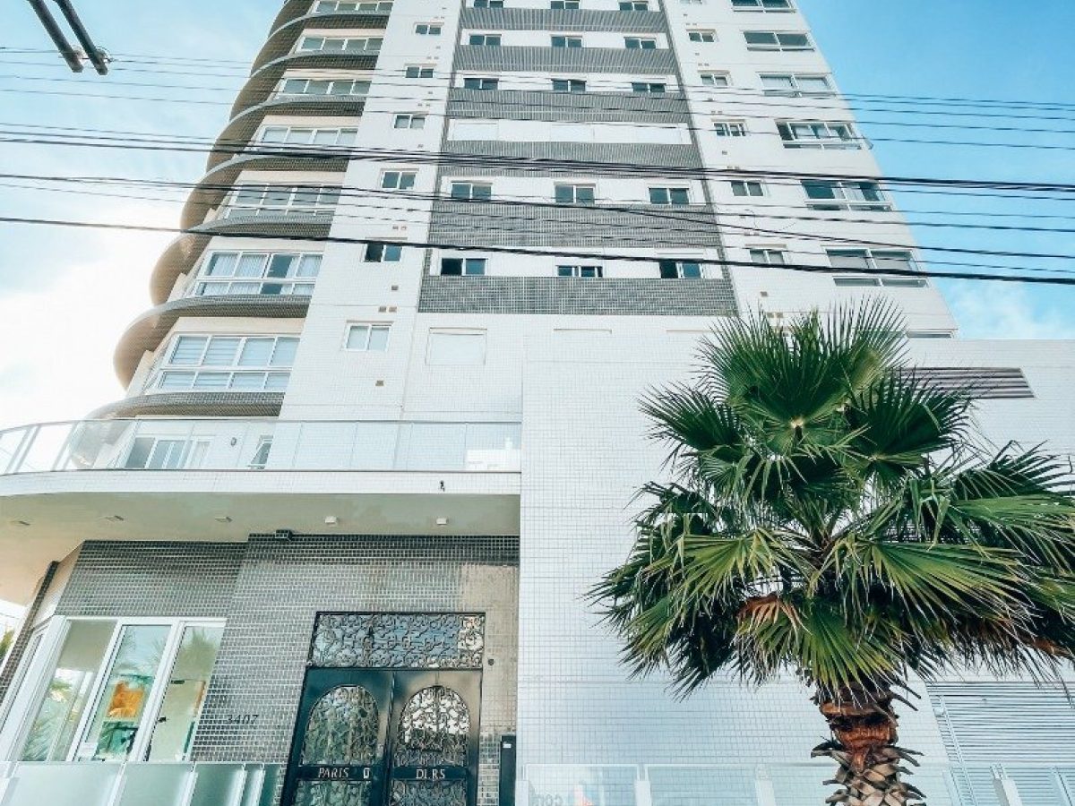 Apartamento à venda com 139m², 3 quartos, 3 suítes, 2 vagas no bairro Navegantes em Capão da Canoa - Foto 1