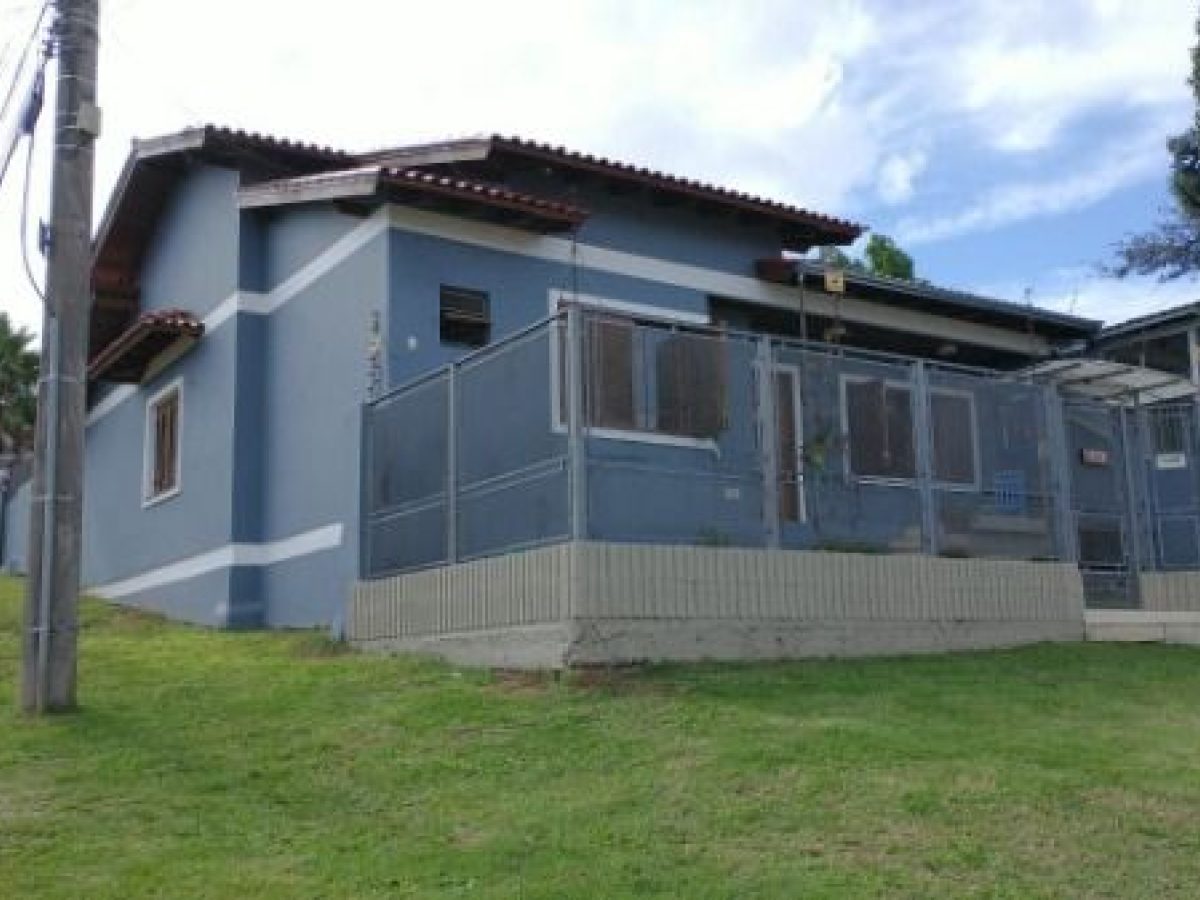 Casa à venda com 171m², 3 quartos, 1 suíte, 2 vagas no bairro Santa Tereza em Porto Alegre - Foto 1