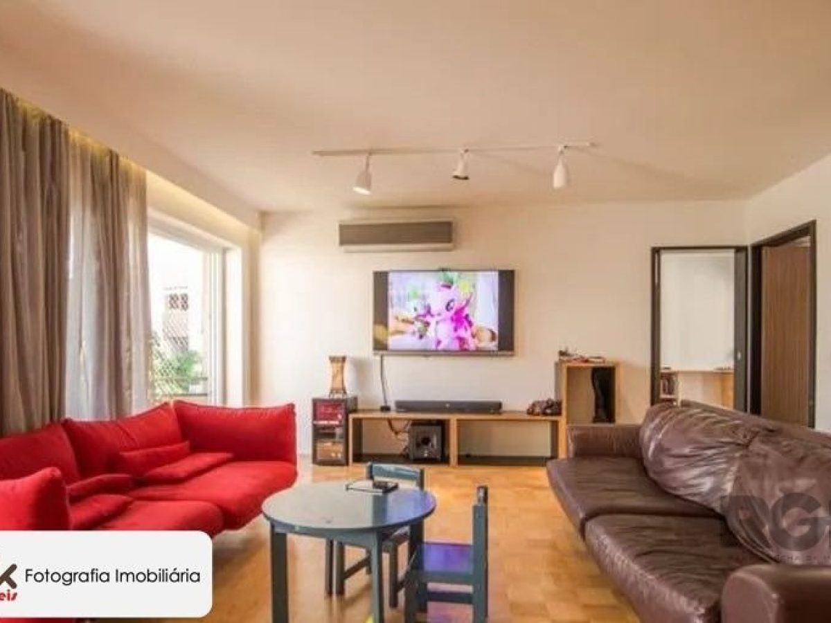 Apartamento à venda com 166m², 3 quartos, 3 suítes, 2 vagas no bairro Moinhos de Vento em Porto Alegre - Foto 1