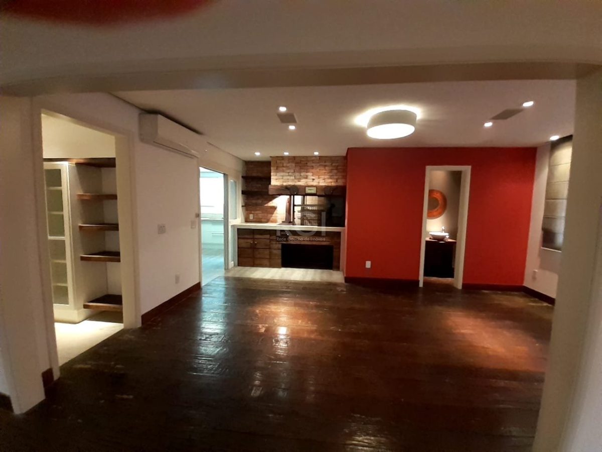 Apartamento à venda com 230m², 4 quartos, 1 suíte, 2 vagas no bairro Petrópolis em Porto Alegre - Foto 1