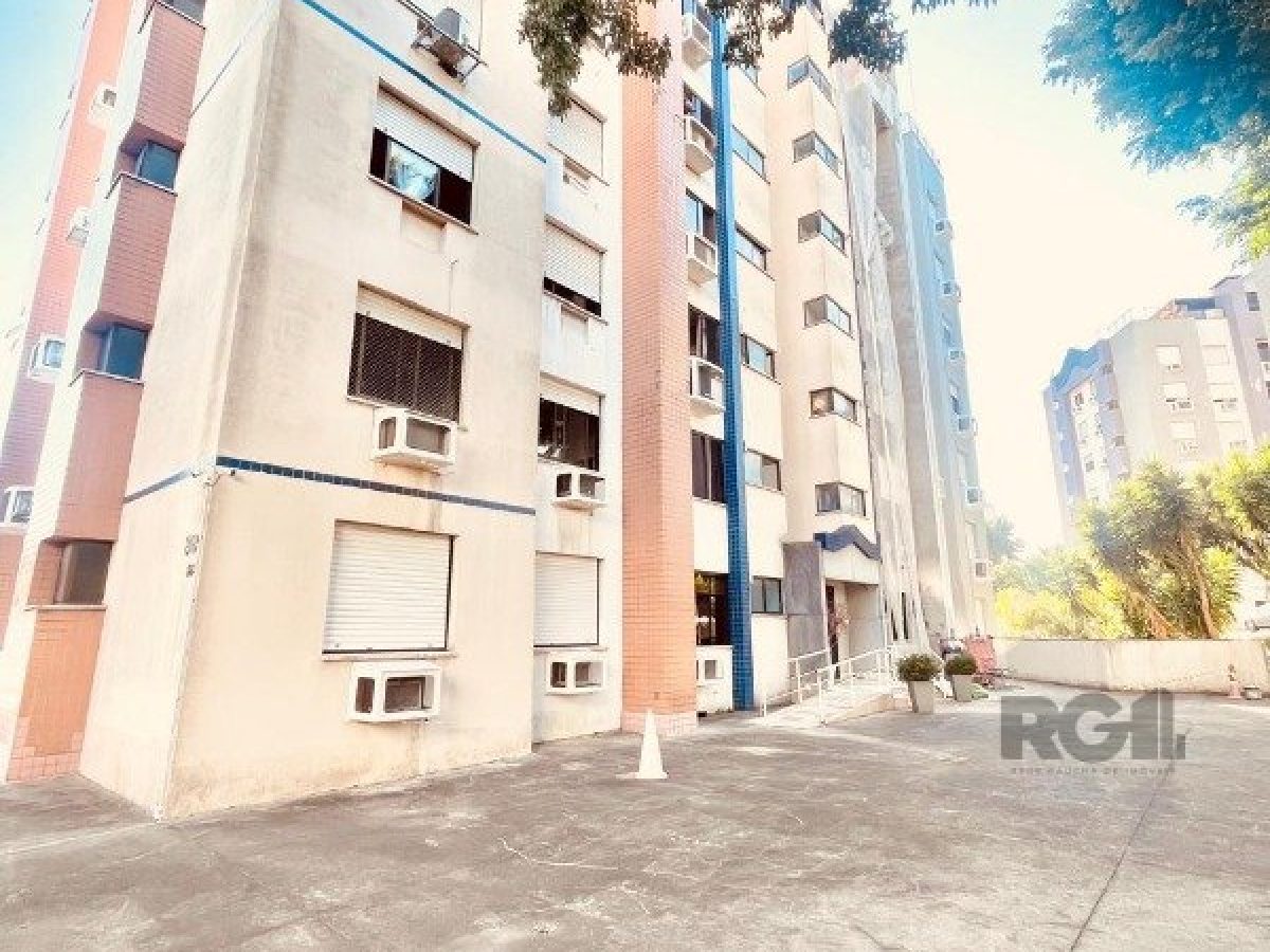 Apartamento à venda com 82m², 3 quartos, 1 suíte, 1 vaga no bairro Cristo Redentor em Porto Alegre - Foto 1