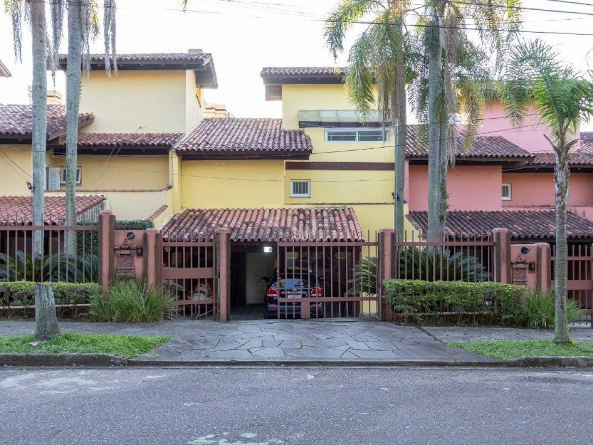 Casa Condominio à venda com 381m², 4 quartos, 2 suítes, 4 vagas no bairro Santa Tereza em Porto Alegre - Foto 1