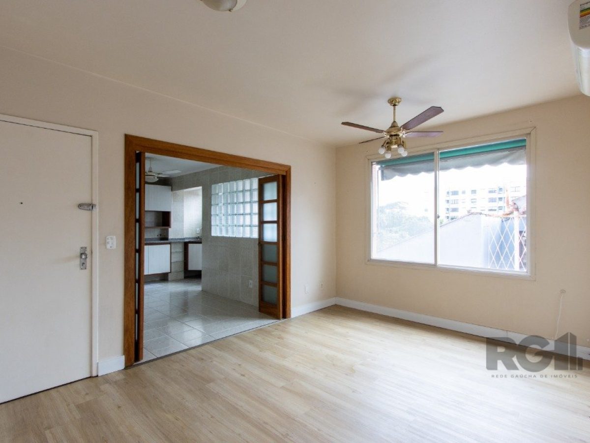 Apartamento à venda com 74m², 2 quartos, 1 vaga no bairro Cristal em Porto Alegre - Foto 1