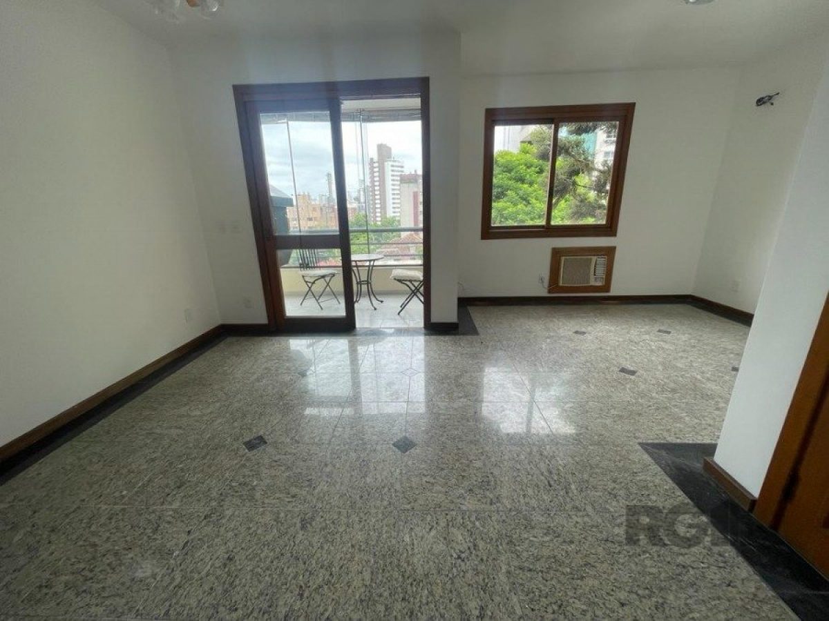 Apartamento à venda com 94m², 2 quartos, 1 suíte, 1 vaga no bairro Petrópolis em Porto Alegre - Foto 1