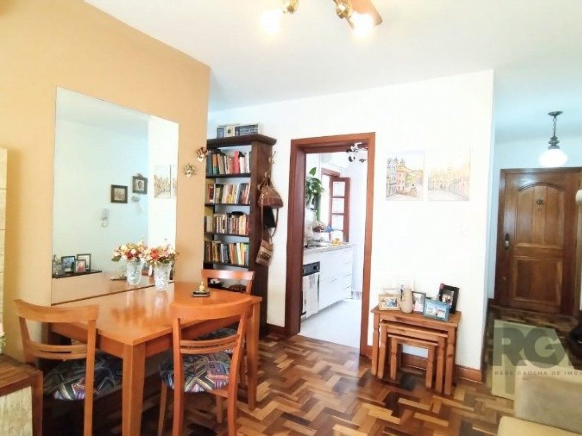 Apartamento à venda com 74m², 3 quartos no bairro Vila Ipiranga em Porto Alegre - Foto 1