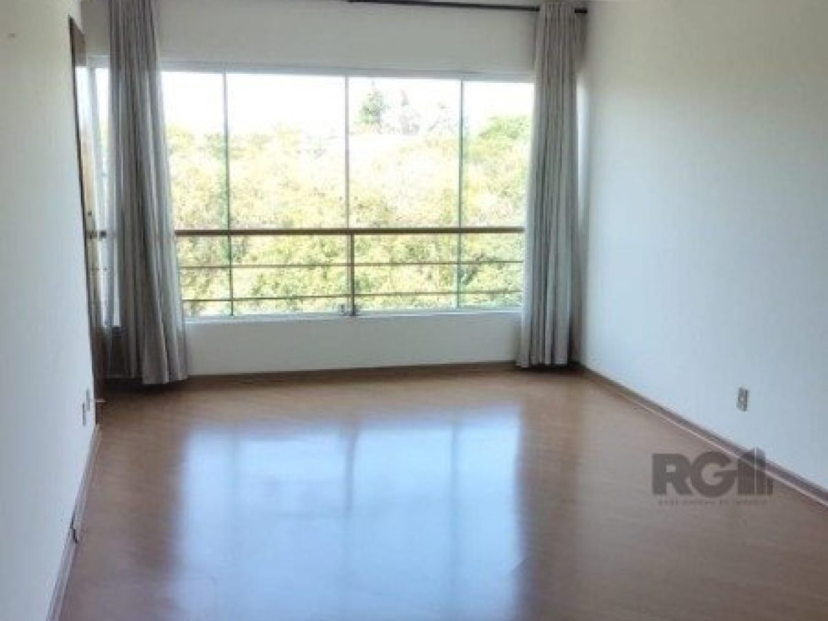 Apartamento à venda com 73m², 2 quartos, 1 suíte, 1 vaga no bairro Vila Ipiranga em Porto Alegre - Foto 1