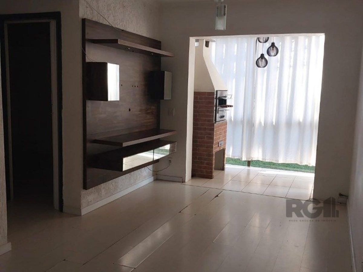 Apartamento à venda com 72m², 2 quartos, 1 vaga no bairro Partenon em Porto Alegre - Foto 1