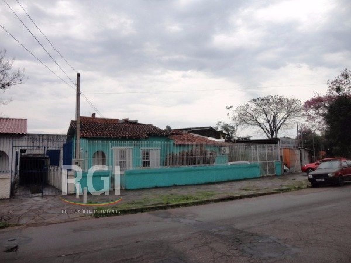 Casa à venda com 90m², 3 quartos, 1 vaga no bairro Partenon em Porto Alegre - Foto 1