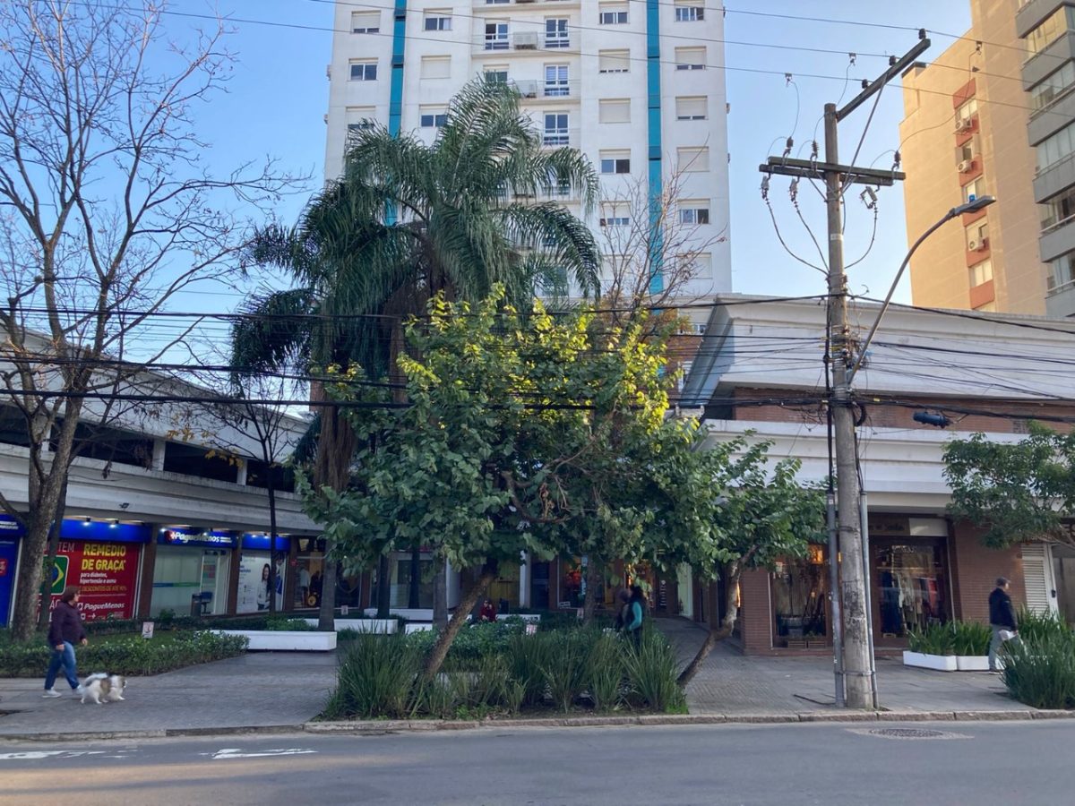 Apartamento à venda com 49m², 1 quarto, 1 vaga no bairro Centro Histórico em Porto Alegre - Foto 1