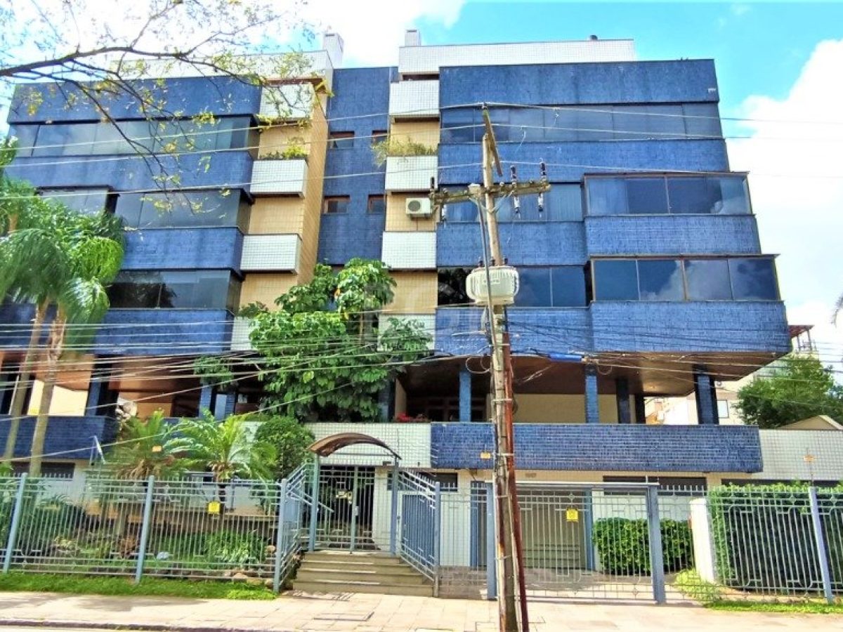 Cobertura à venda com 440m², 4 quartos, 4 vagas no bairro Jardim Lindóia em Porto Alegre - Foto 1