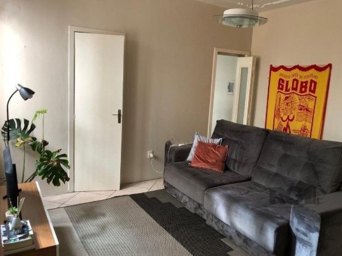 Apartamento à venda com 68m², 2 quartos, 1 suíte no bairro Santana em Porto Alegre - Foto 1