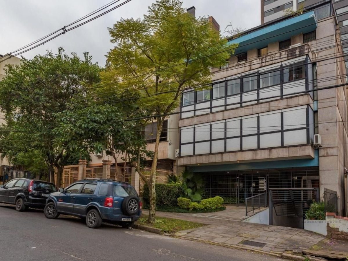 Cobertura à venda com 266m², 3 quartos, 1 suíte, 2 vagas no bairro Petrópolis em Porto Alegre - Foto 1