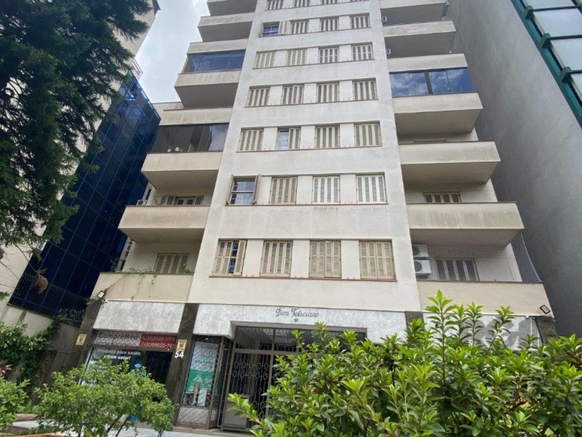 Apartamento à venda com 156m², 4 quartos, 1 suíte, 1 vaga no bairro Centro Histórico em Porto Alegre - Foto 1