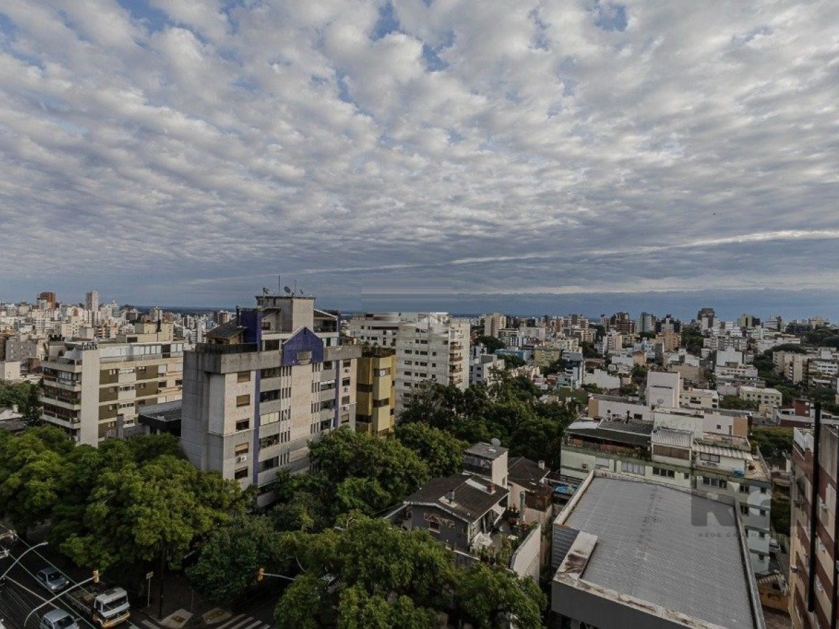 Apartamento à venda com 96m², 3 quartos, 1 suíte, 2 vagas no bairro Auxiliadora em Porto Alegre - Foto 1