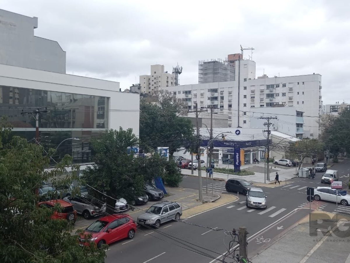 Apartamento à venda com 79m², 3 quartos no bairro Auxiliadora em Porto Alegre - Foto 1