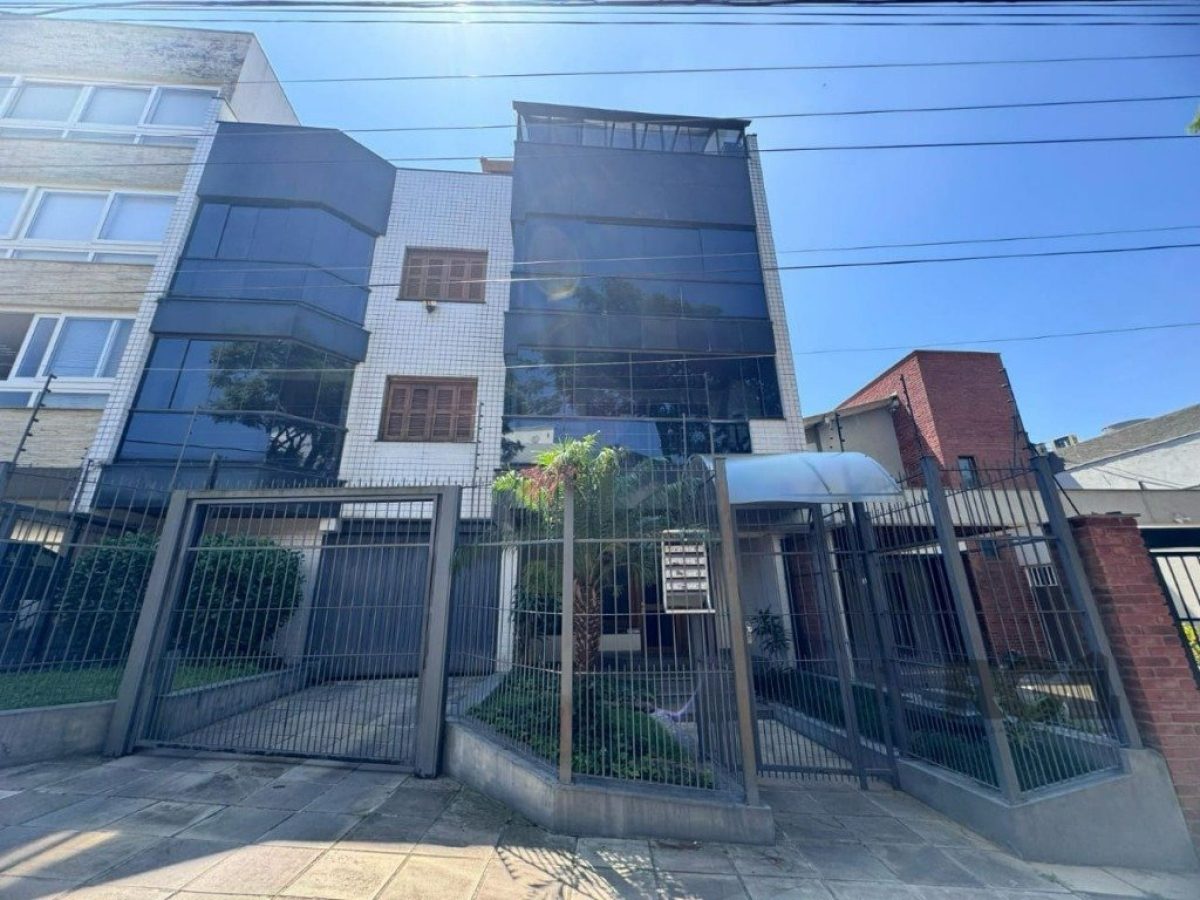 Apartamento à venda com 109m², 3 quartos, 1 suíte, 1 vaga no bairro Medianeira em Porto Alegre - Foto 1