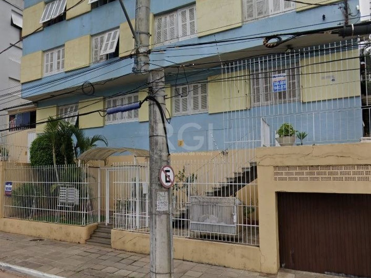 Apartamento à venda com 87m², 3 quartos, 2 vagas no bairro Medianeira em Porto Alegre - Foto 1