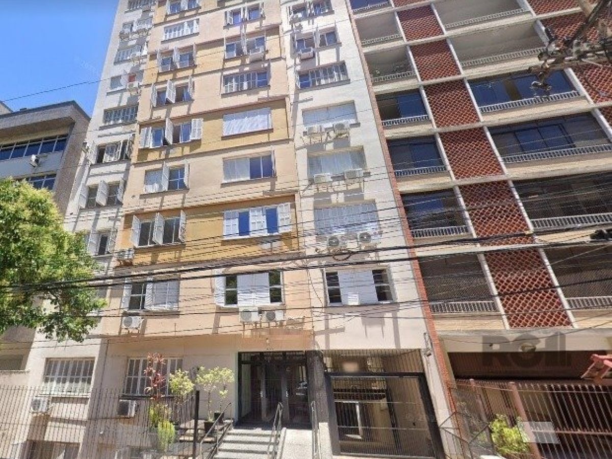 Apartamento à venda com 62m², 2 quartos, 1 suíte no bairro Centro em Porto Alegre - Foto 1