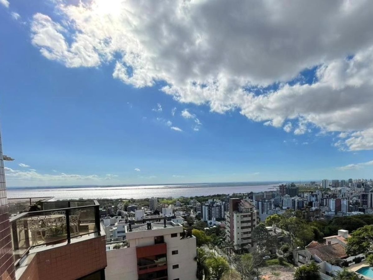 Apartamento à venda com 310m², 3 quartos, 1 suíte, 3 vagas no bairro Santa Tereza em Porto Alegre - Foto 1