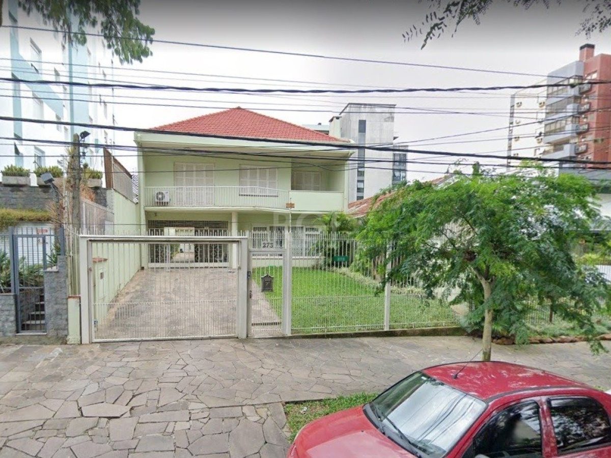 Casa à venda com 324m², 4 quartos, 2 vagas no bairro Três Figueiras em Porto Alegre - Foto 1