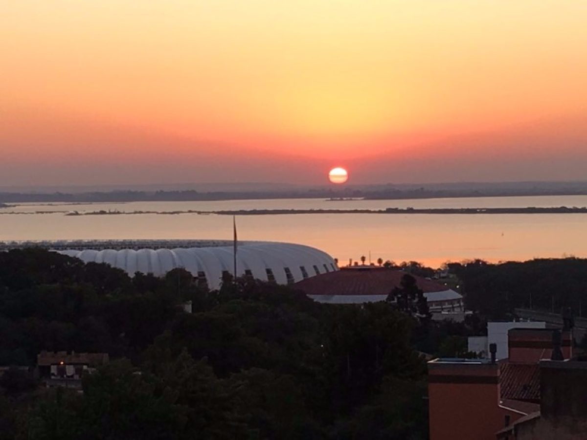 Casa Condominio à venda com 350m², 4 quartos, 1 suíte, 2 vagas no bairro Santa Tereza em Porto Alegre - Foto 1