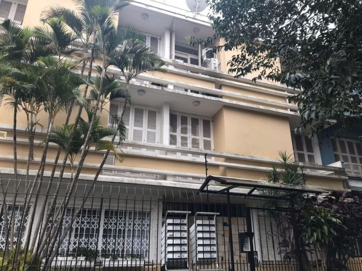 Apartamento à venda com 77m², 3 quartos no bairro Petrópolis em Porto Alegre - Foto 1