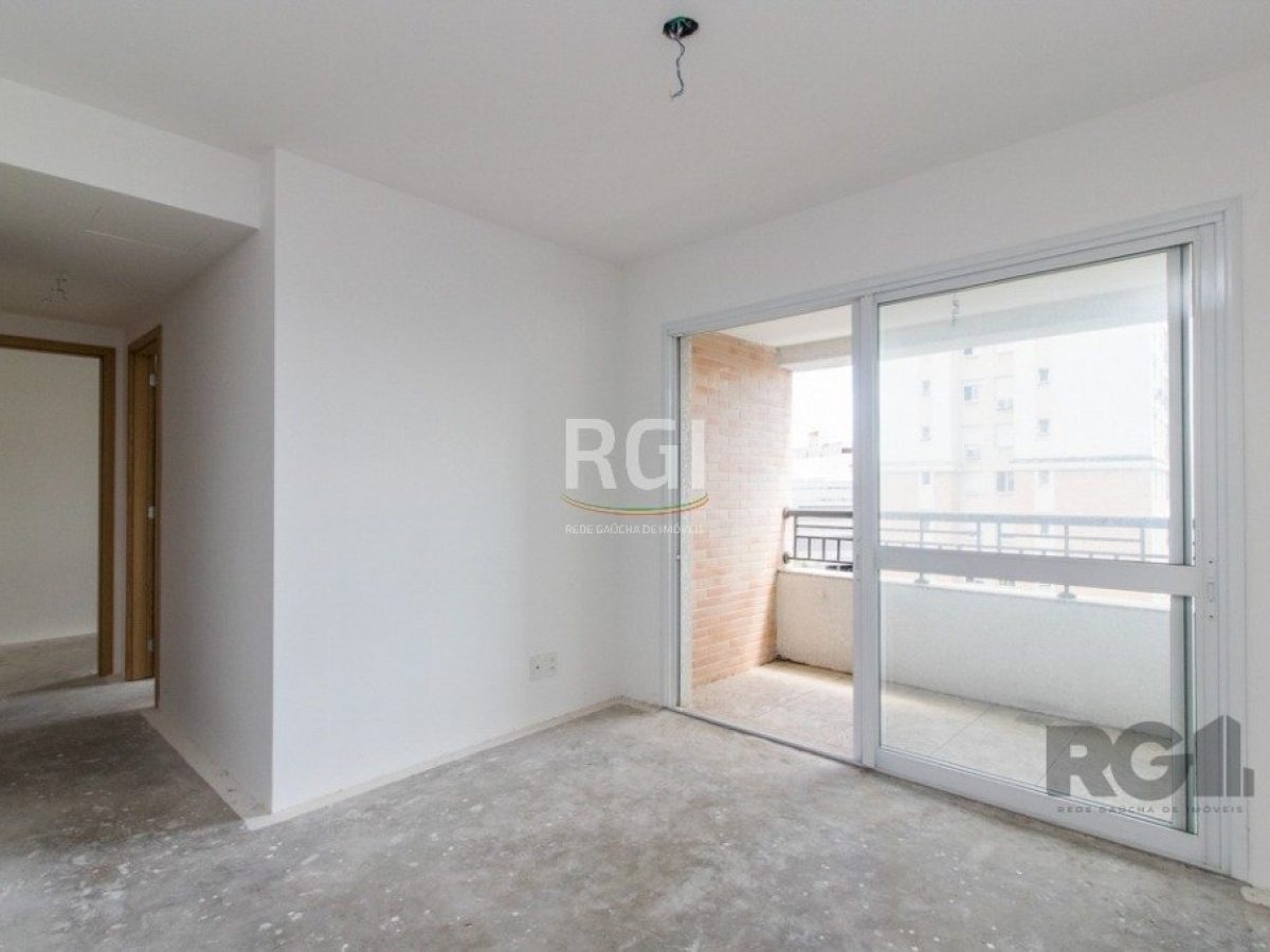 Apartamento à venda com 82m², 3 quartos, 1 suíte, 1 vaga no bairro Passo d'Areia em Porto Alegre - Foto 1