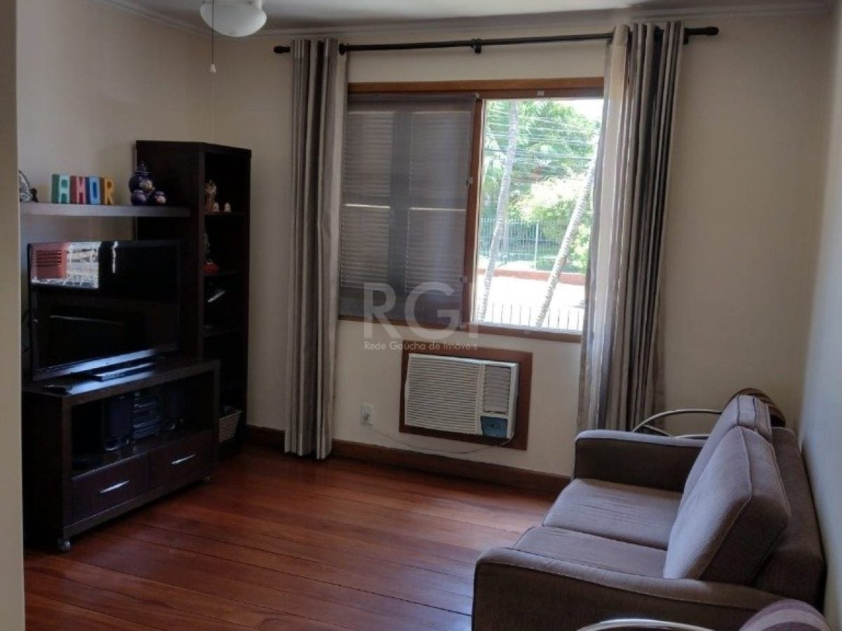 Apartamento à venda com 71m², 3 quartos, 1 suíte no bairro Cristal em Porto Alegre - Foto 1