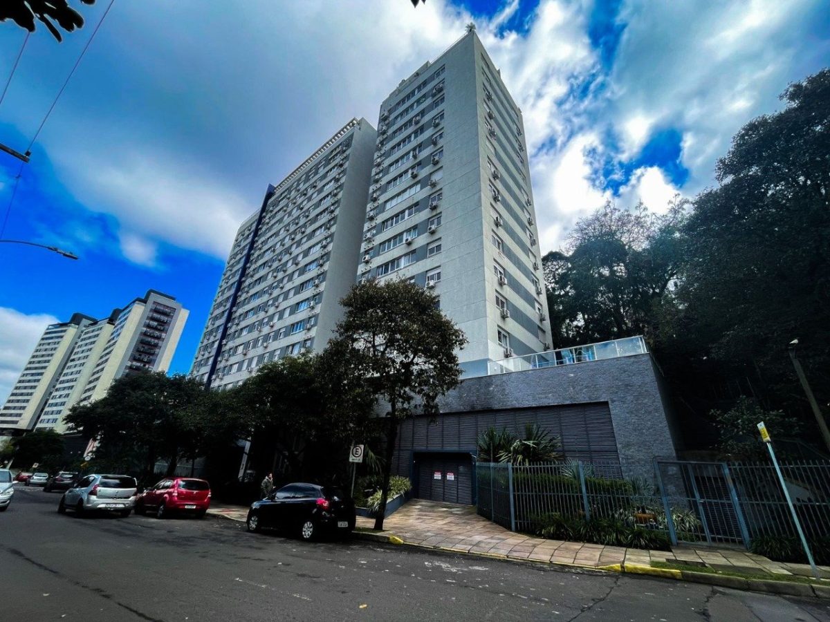 Apartamento à venda com 89m², 3 quartos, 1 suíte, 2 vagas no bairro Petrópolis em Porto Alegre - Foto 1