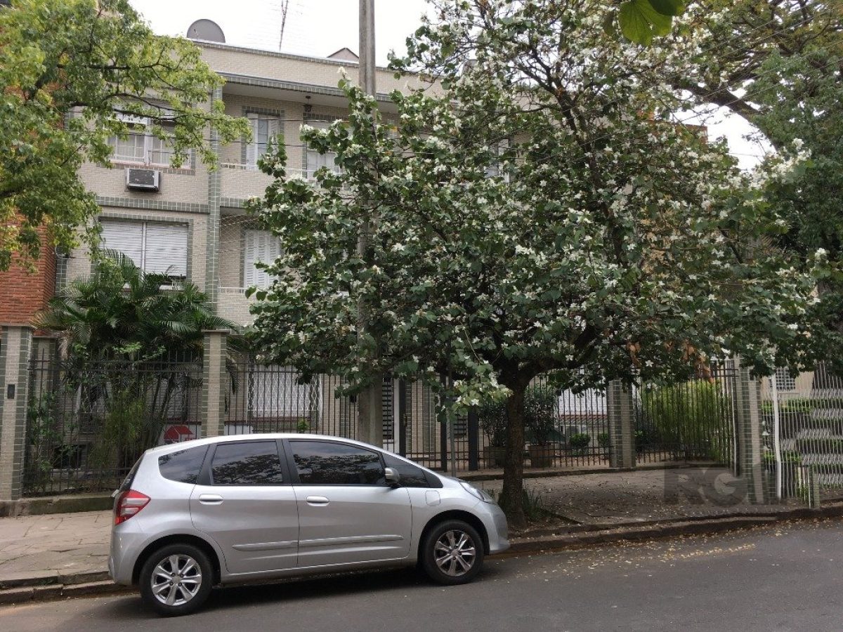 Apartamento à venda com 75m², 3 quartos no bairro Moinhos de Vento em Porto Alegre - Foto 1