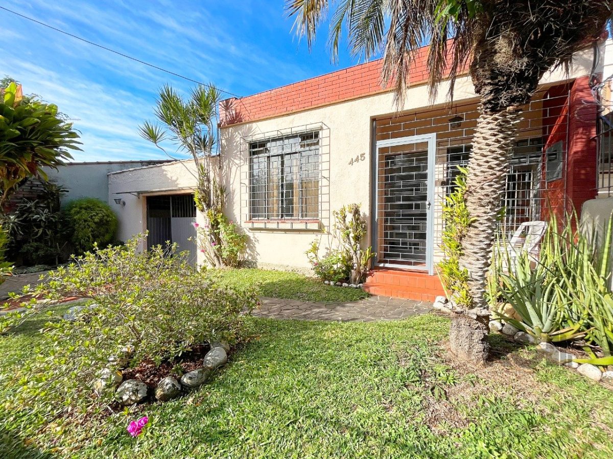 Casa à venda com 120m², 2 quartos, 3 vagas no bairro São Sebastião em Porto Alegre - Foto 1