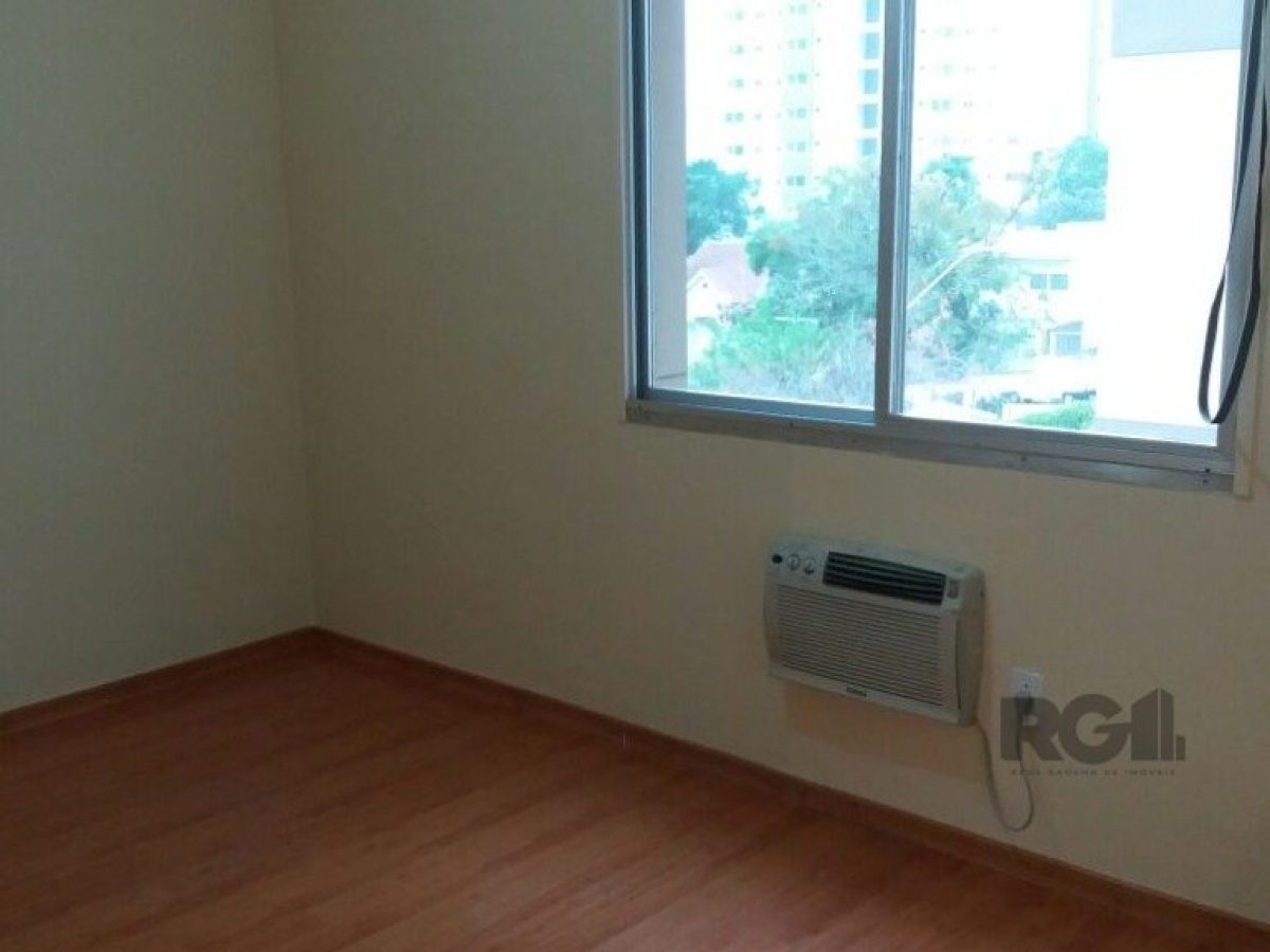 Apartamento à venda com 84m², 3 quartos, 1 suíte, 1 vaga no bairro Santo Antônio em Porto Alegre - Foto 1