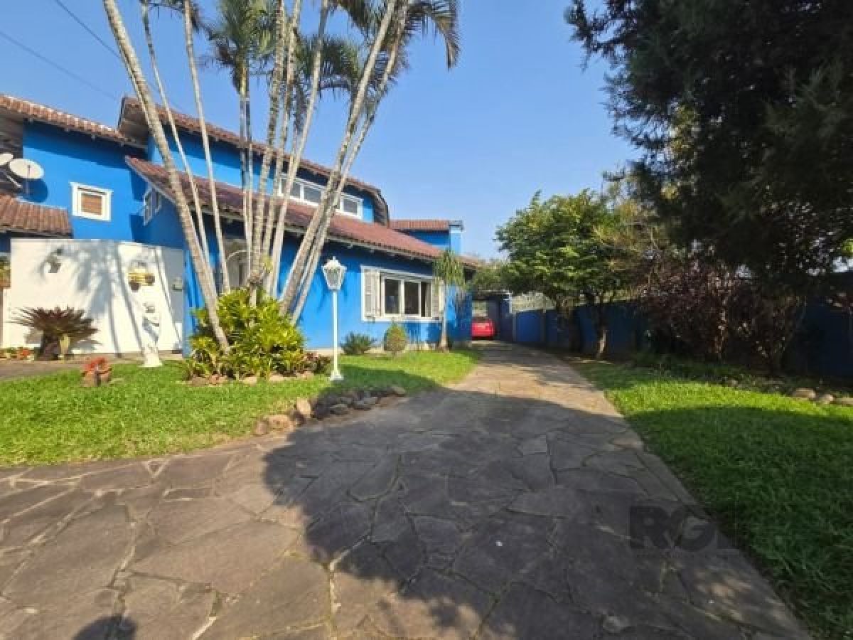 Casa à venda com 480m², 3 quartos, 1 suíte, 6 vagas no bairro Ipanema em Porto Alegre - Foto 1