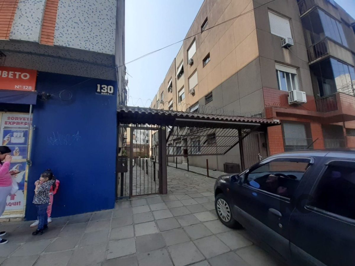 Apartamento à venda com 87m², 3 quartos no bairro Partenon em Porto Alegre - Foto 1