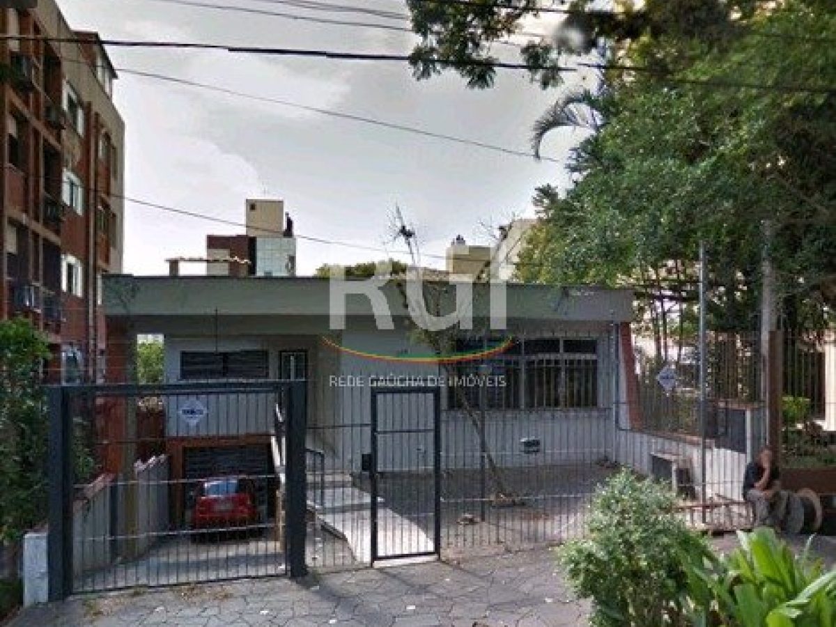 Casa à venda com 250m², 3 quartos, 2 vagas no bairro Petrópolis em Porto Alegre - Foto 1