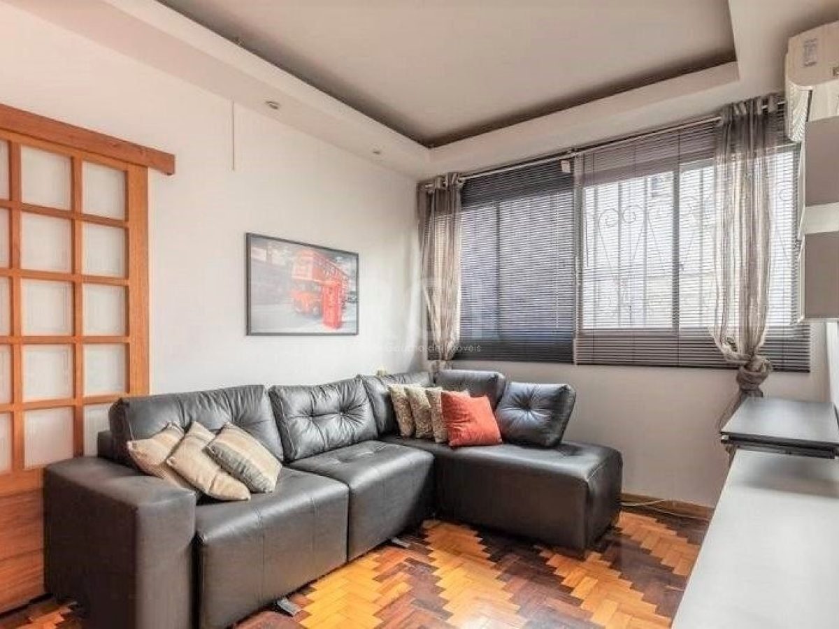 Apartamento à venda com 58m², 2 quartos no bairro Azenha em Porto Alegre - Foto 1