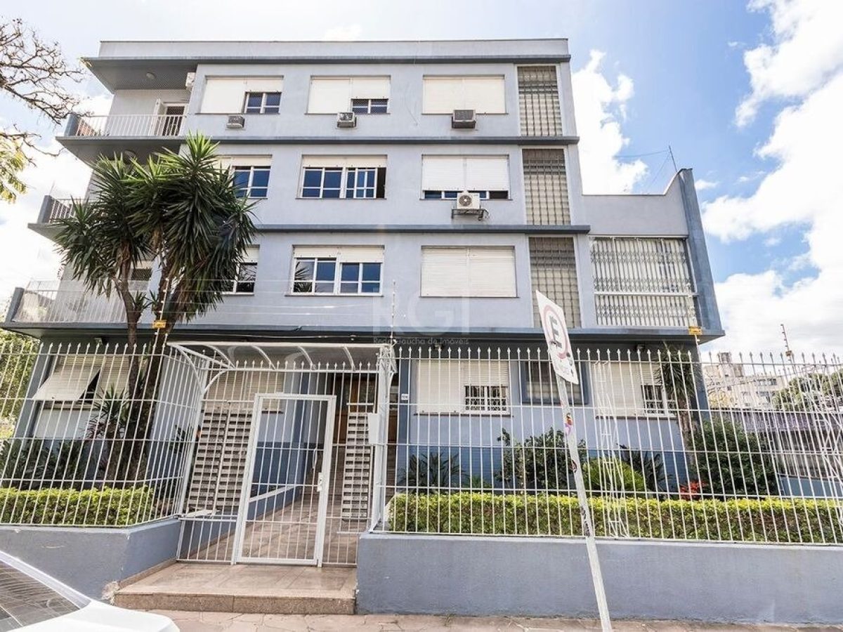 Apartamento à venda com 145m², 4 quartos, 2 suítes, 1 vaga no bairro Farroupilha em Porto Alegre - Foto 1