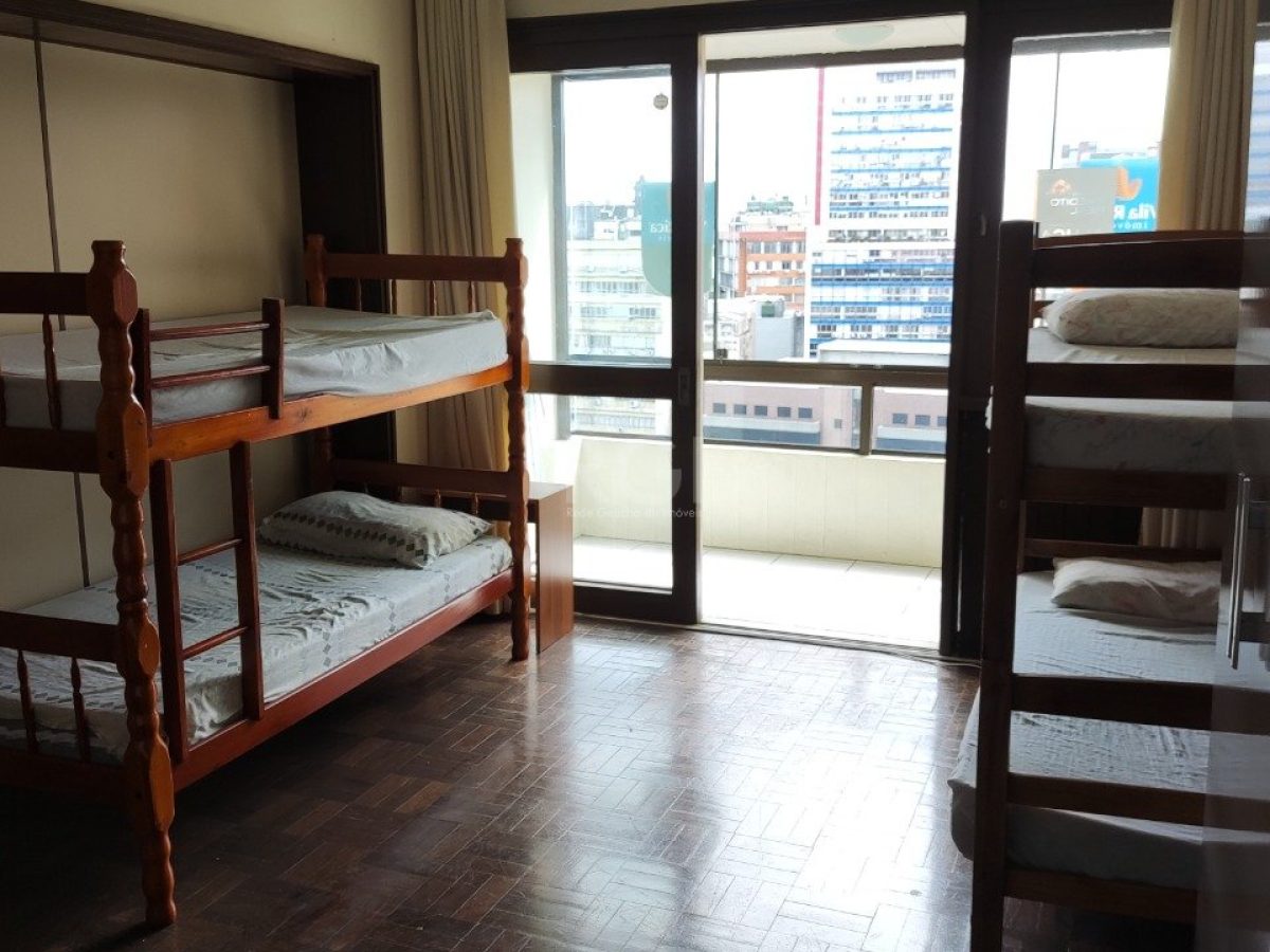 Apartamento à venda com 144m², 3 quartos, 1 suíte no bairro Centro Histórico em Porto Alegre - Foto 1