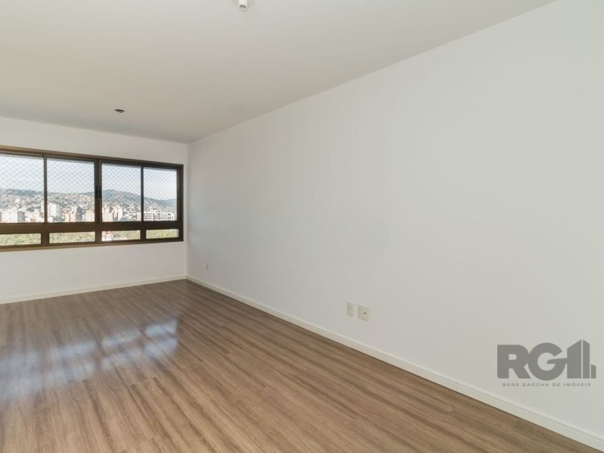 Apartamento à venda com 62m², 2 quartos, 1 suíte, 1 vaga no bairro Jardim do Salso em Porto Alegre - Foto 1