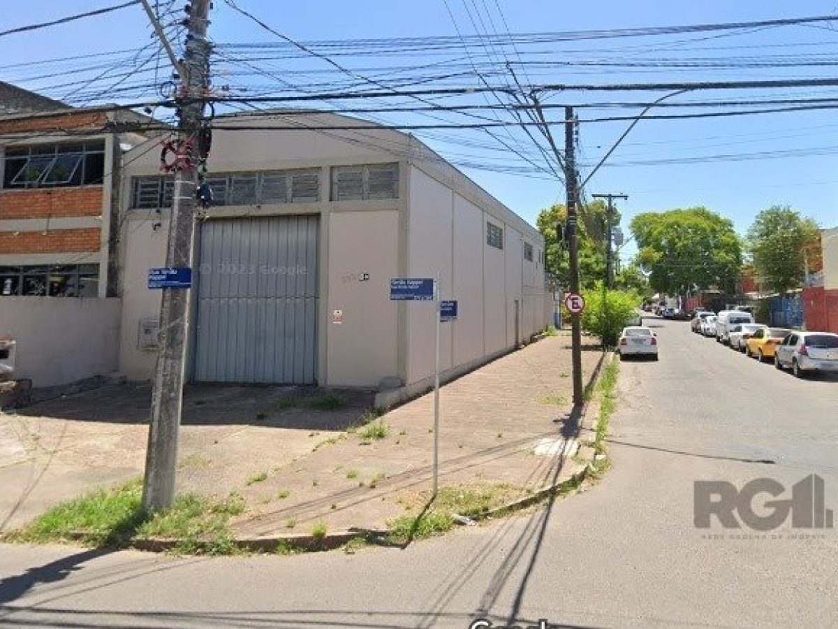 Depósito/Pavilhão à venda com 290m² no bairro Navegantes em Porto Alegre - Foto 1