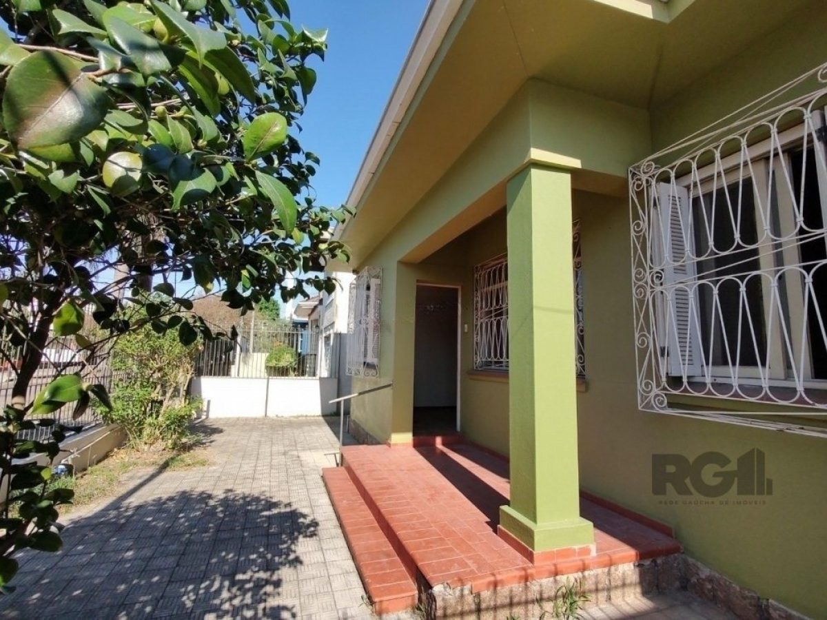 Casa à venda com 164m², 4 quartos, 3 vagas no bairro São João em Porto Alegre - Foto 1